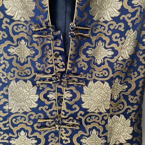 MANDARIN 100% SILK  ROYAL BLUE & GOLD THREAD HAND EMBROIDERED JACKET - Picture 2 of 13
